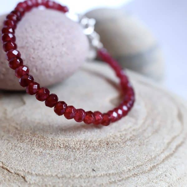 Bracciale di Giada Rosa e Bordo
